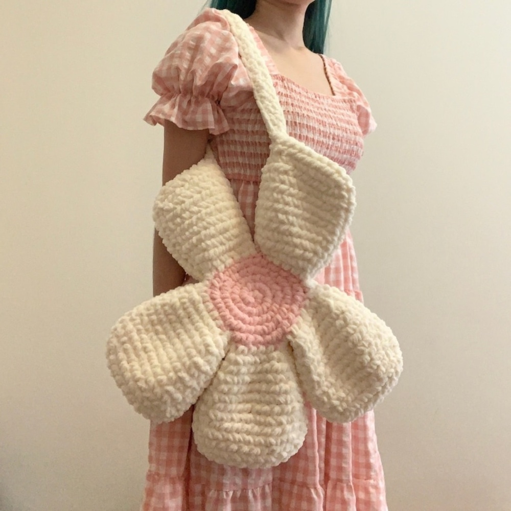 Handmade Knit Crochet Cream White Light Pink Flower Tote Bag Daisy Purse Y2k